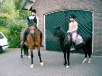 heel lang geleden, Dominique op nikita Ik op eerste pony Blondy